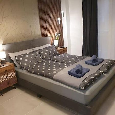 Pleasantstay City Appartement Thessaloniki Buitenkant foto