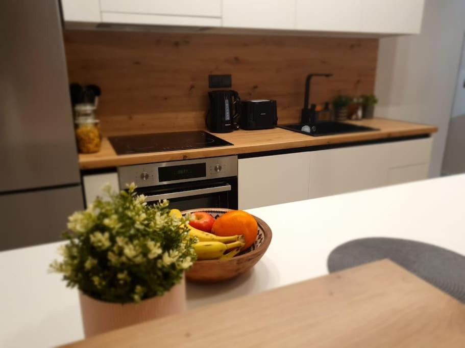 Pleasantstay City Appartement Thessaloniki Buitenkant foto