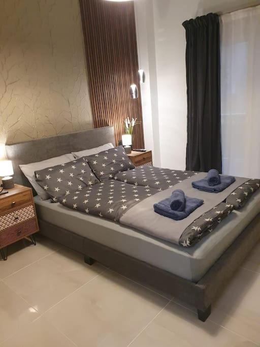 Pleasantstay City Appartement Thessaloniki Buitenkant foto