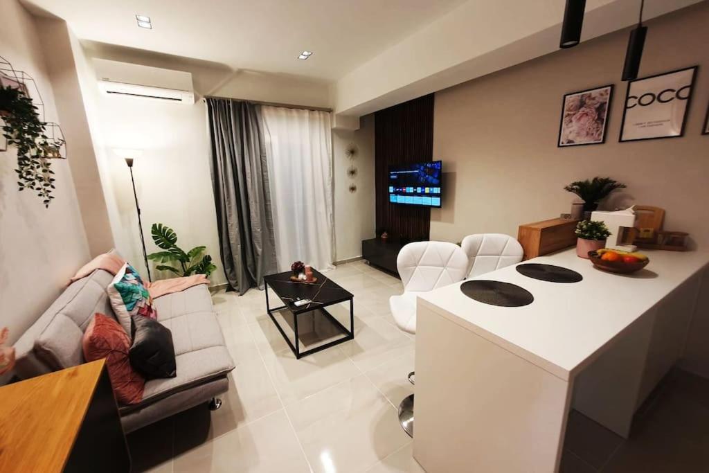 Pleasantstay City Appartement Thessaloniki Buitenkant foto