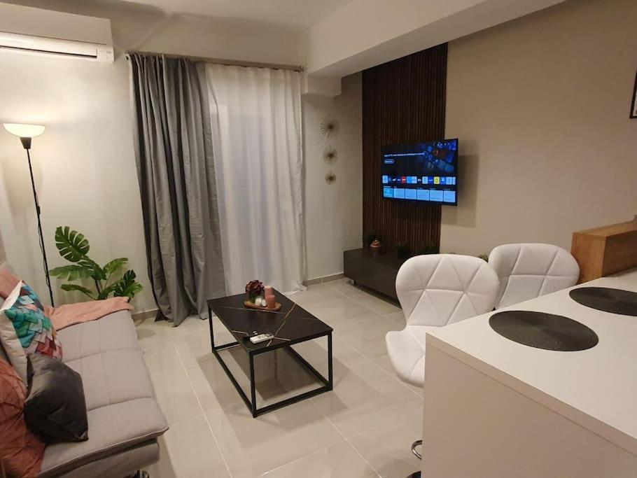 Pleasantstay City Appartement Thessaloniki Buitenkant foto