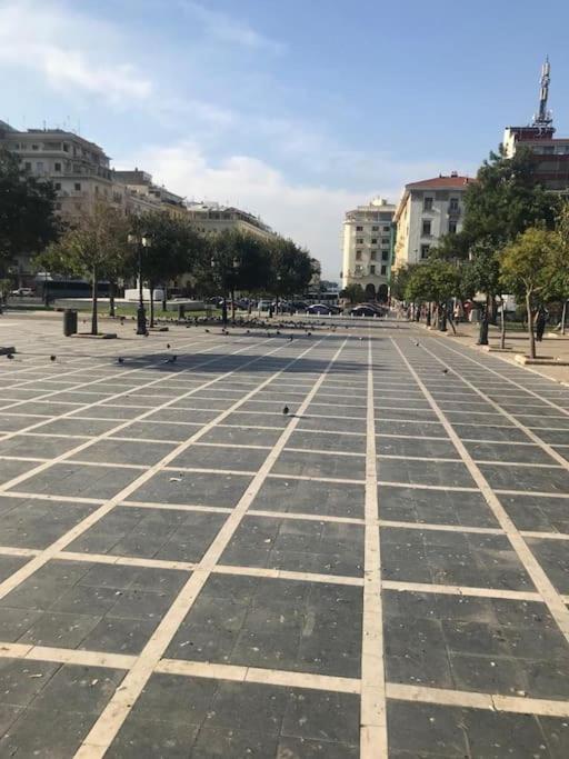 Pleasantstay City Appartement Thessaloniki Buitenkant foto